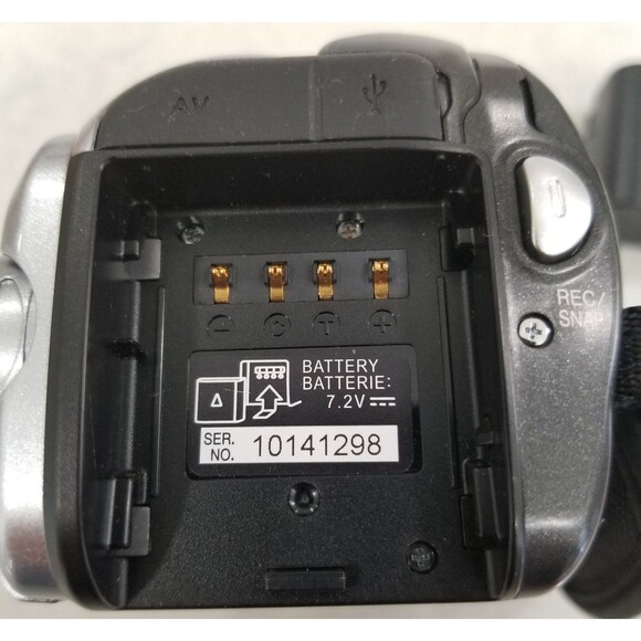 JVC digital camcorder model GZ-MG21U W/BATTERY FOR PARTS ONLY. Will not power - Picture 5 of 7